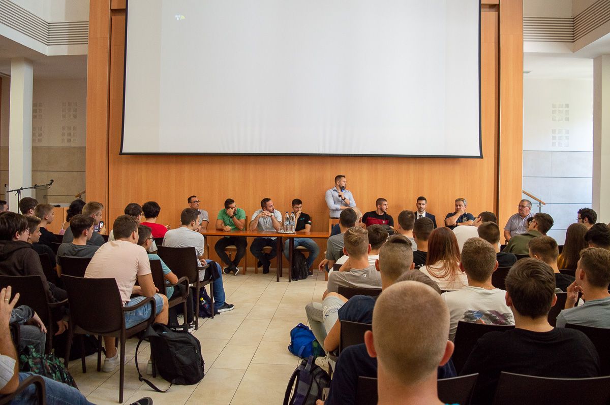 Ismerd meg iskoládat ! Hírek Szolnoki SZC Jendrassik György