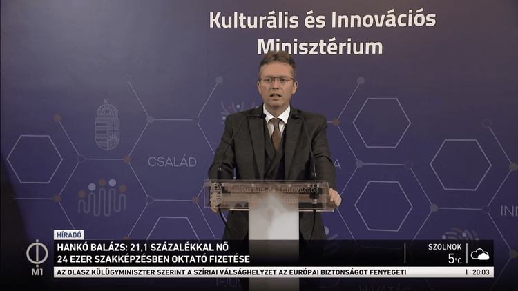 Sajtótájékoztató